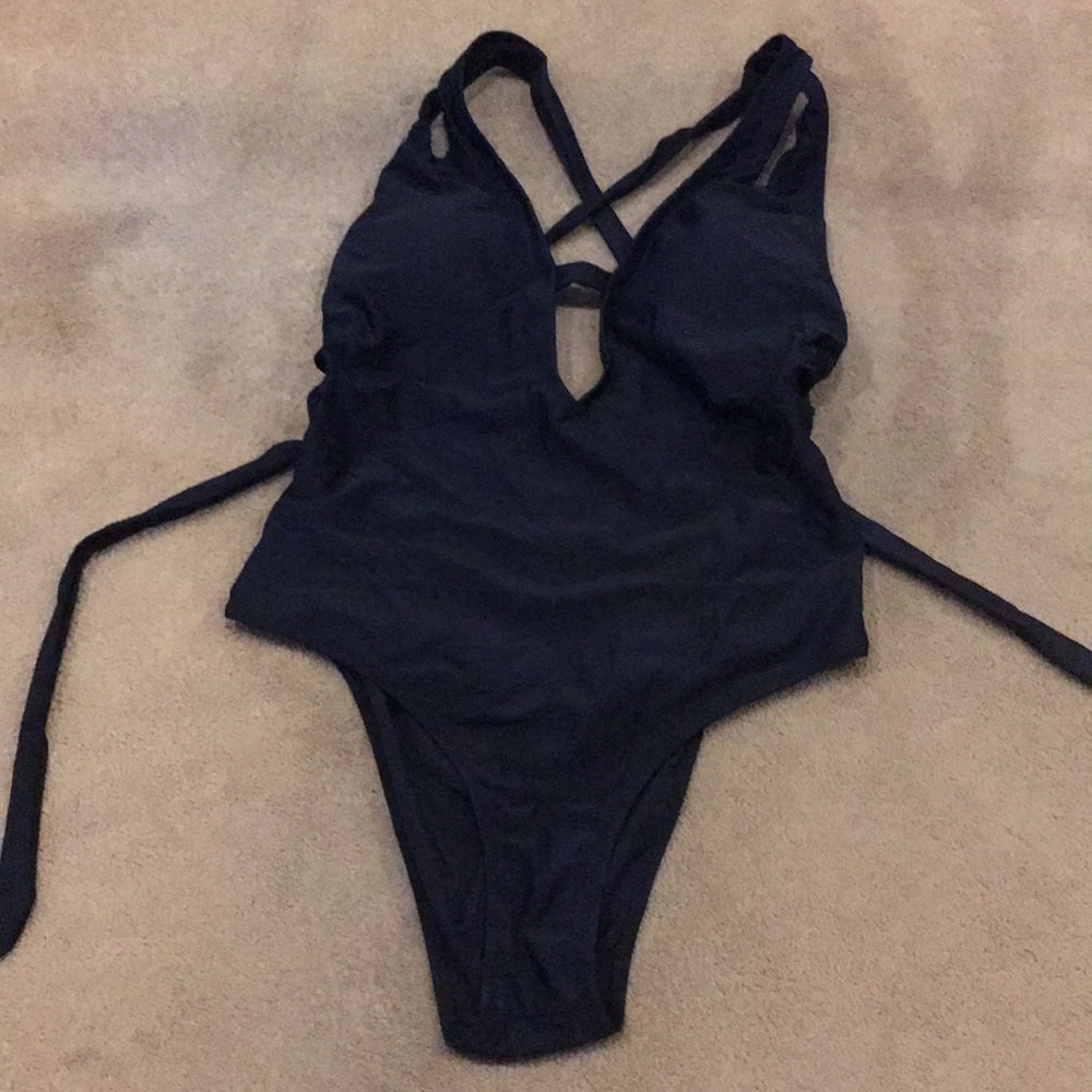 NWT Cupshe dark blue one piece swimsuit